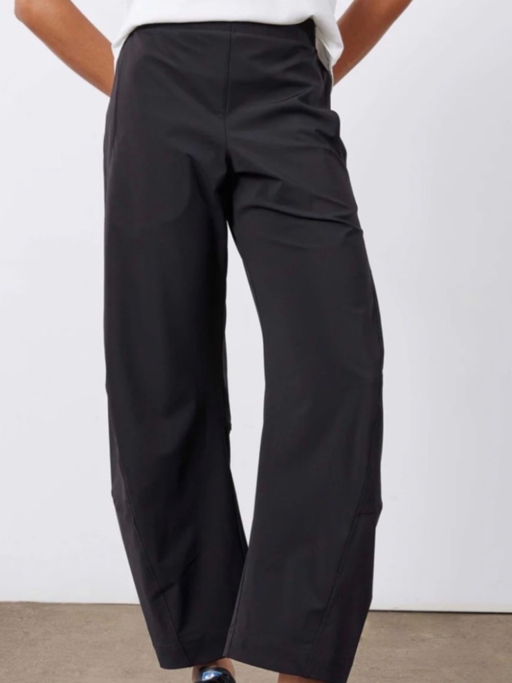 NWT Ruti On The Loose Work Pants, Black, Size 8P Petite New, MSRP $249